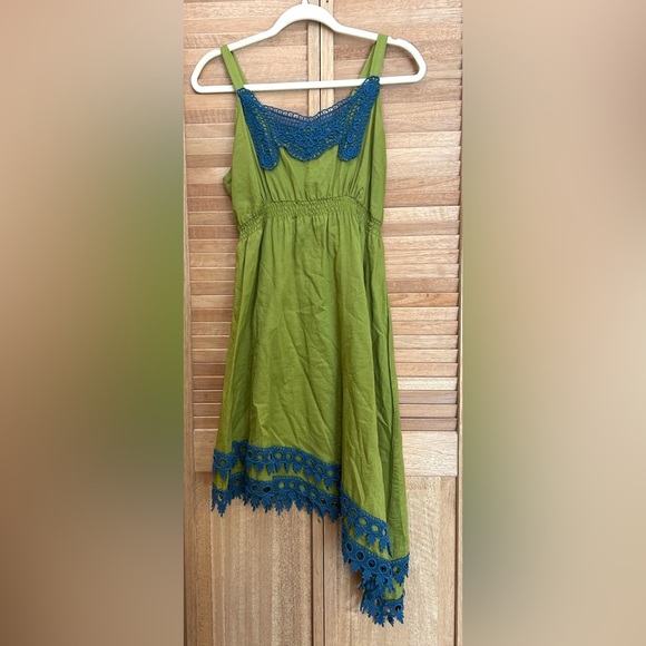 Matilda Jane Size Medium Good Hart Summer Breeze Asymmetrical Crochet Dress - Picture 3 of 6